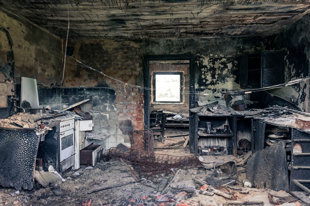 What to Do in the First 24 Hours After Water Damage